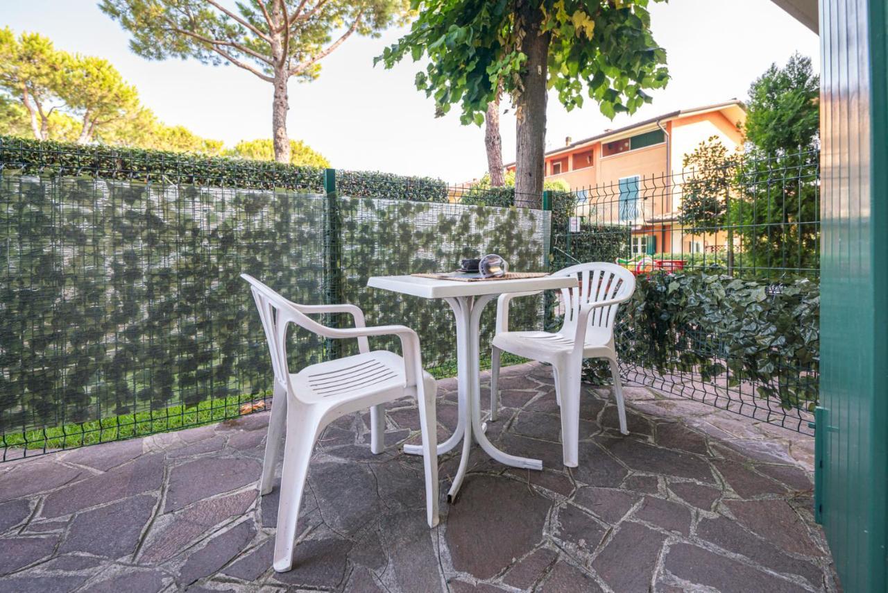 Gardappartamenti Campiello Pool 시르미오네 외부 사진